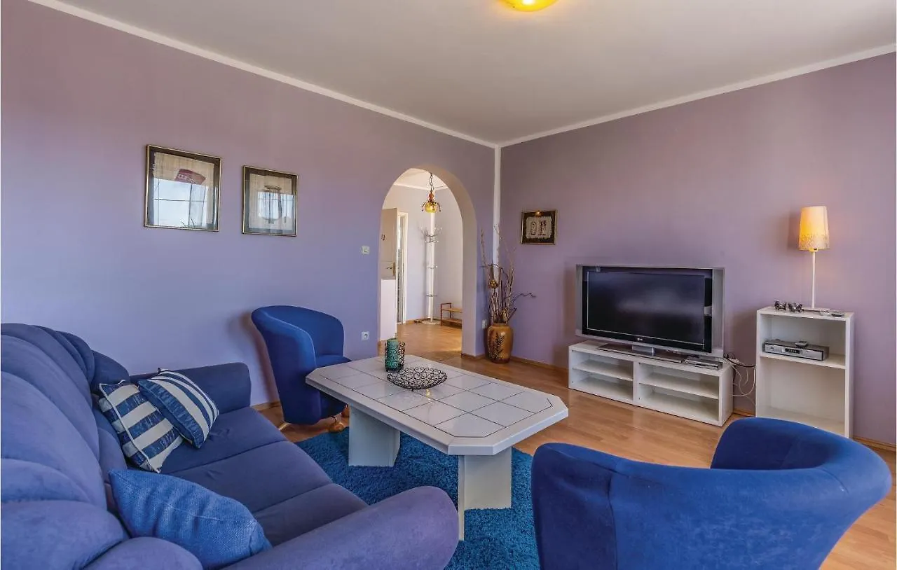 Awesome Apartment In Pula With Wifi