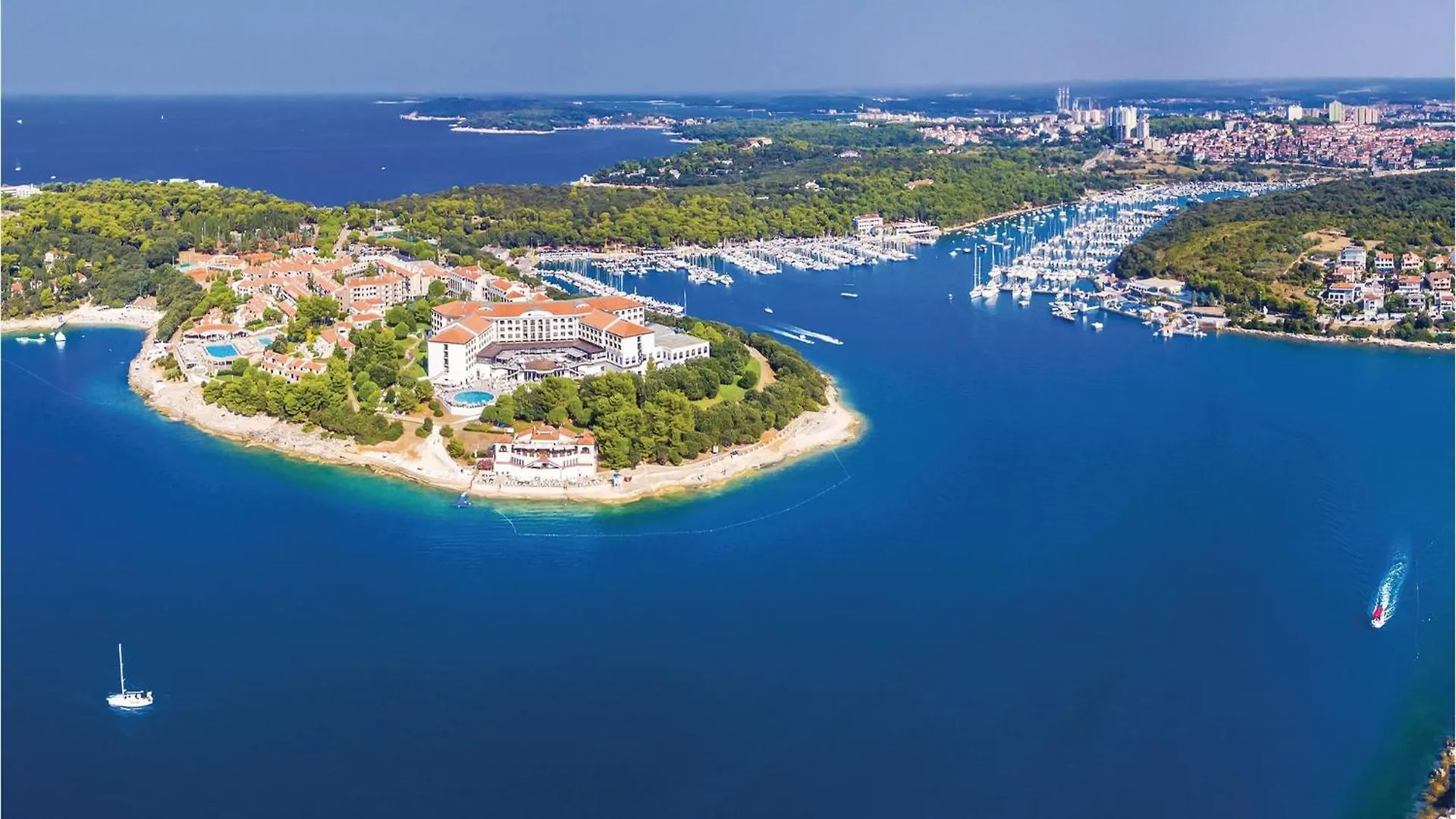 Awesome Apartment In Pula With Wifi 0*,  Croatia